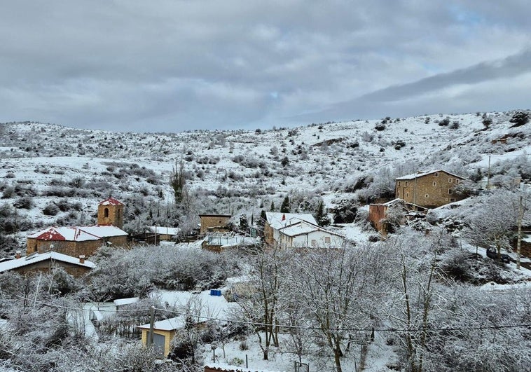 La sierra riojana vuelve a cubrirse de nieve: alerta amarilla prevista para el lunes